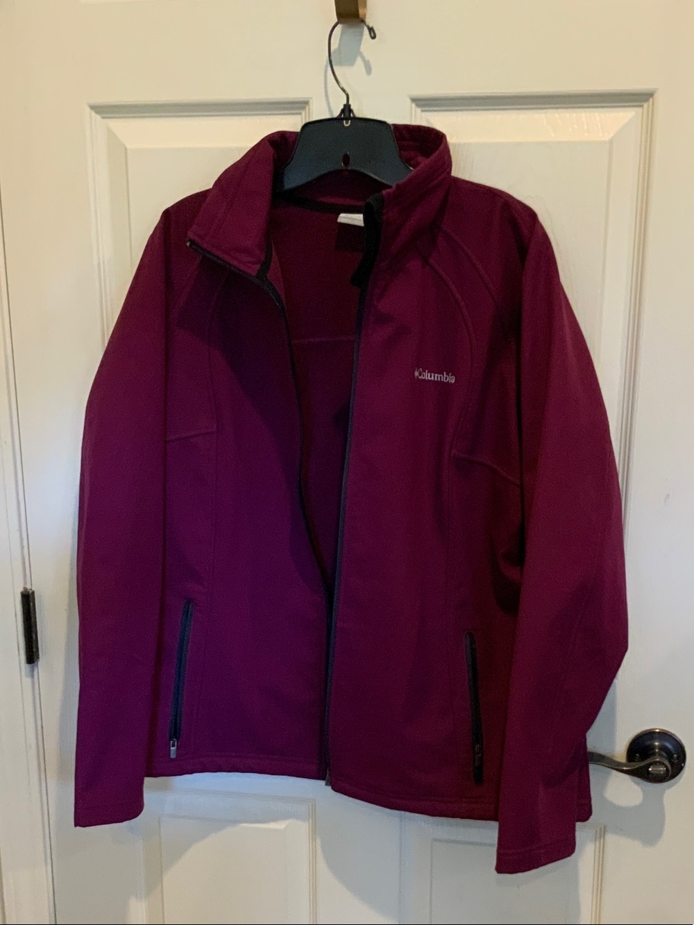 Columbia Deep Berry Softshell Jacket